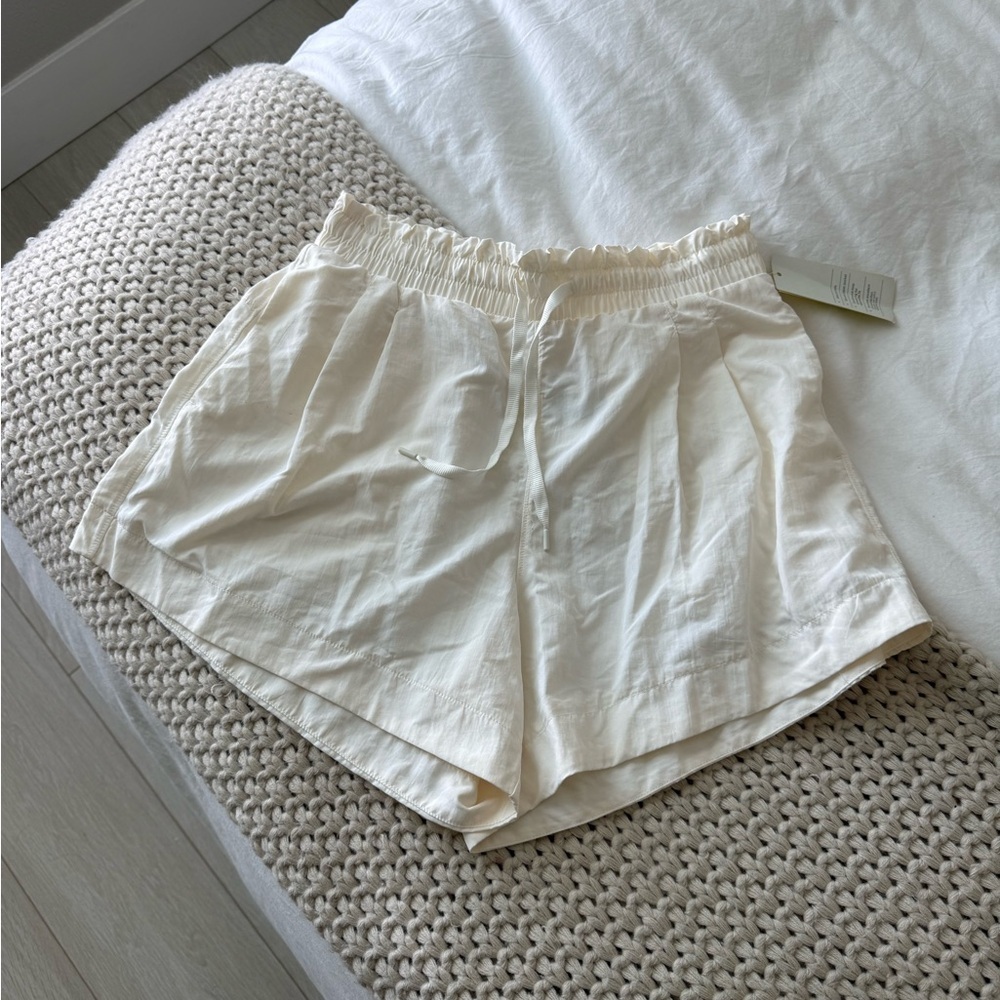 All in Motion Cream Women's Shorts